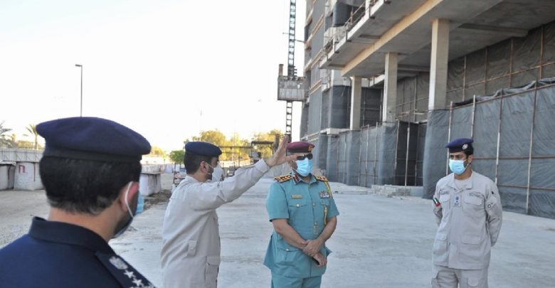 شرطة أبوظبي تطلع على استعدادات تأمين هدم أبراج «ميناء بلازا»