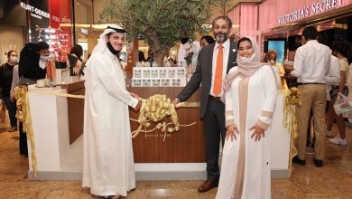 يعقوب آل علي يفتتح متجر لايت أوف سكينة للفنون المستدامة في مول الإمارات