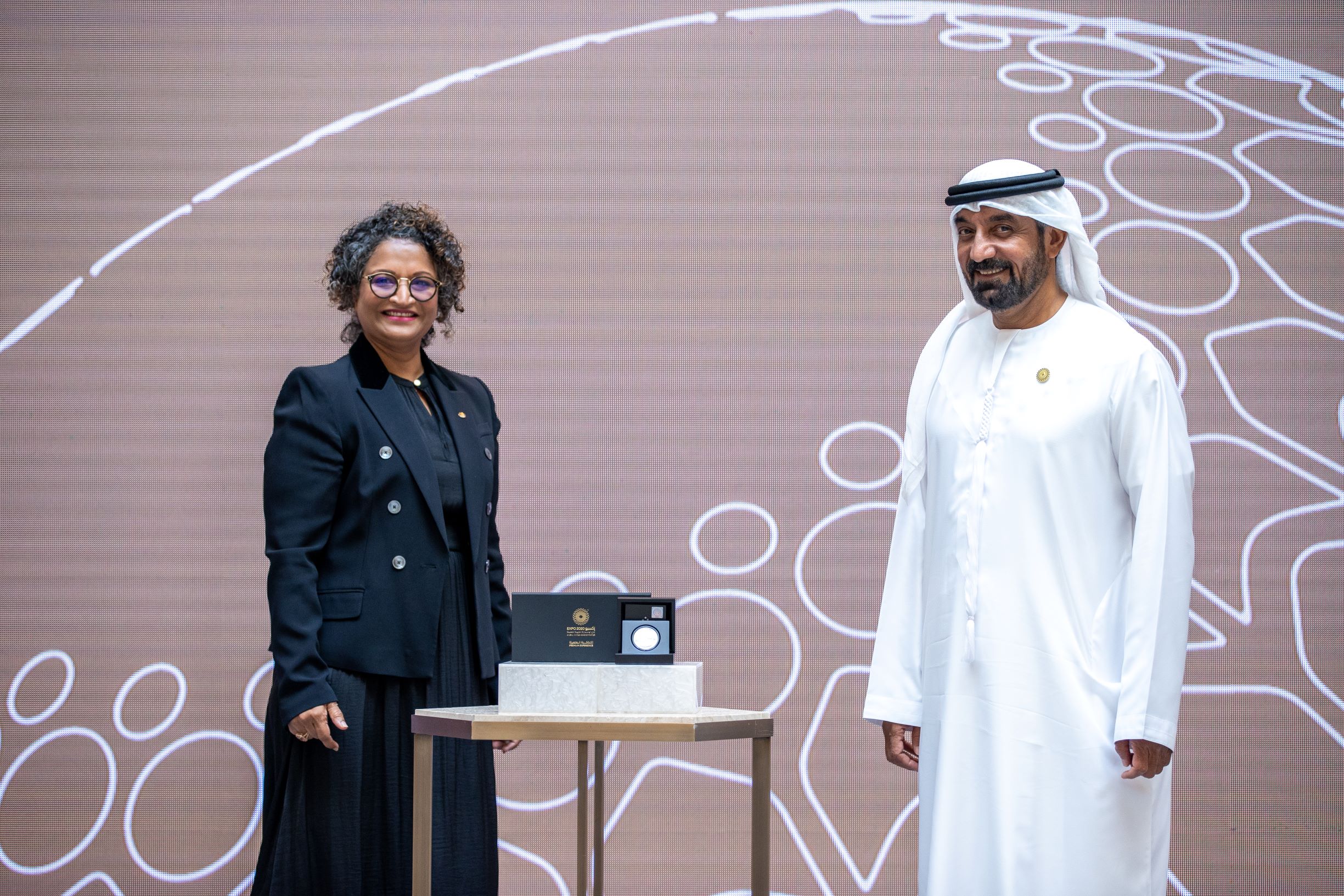 أحمد بن سعيد آل مكتوم يكرم الشركات الإماراتية المنضمة لرحلة إكسبو 2020