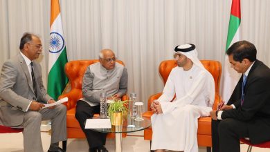 ثاني الزيودي يلتقي رئيس وزراء ولاية كيرلا الهندية ويبحثان الارتقاء بالعلاقات الاقتصادية والتجارية والاستثمارية إلى مستويات جديدة