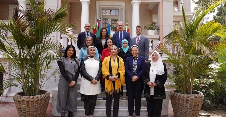 السويد وكندا والمكسيك يحتفلون بيوم المرأة المصرية بتكريم 9 رائدات مصريات ووزيرة البيئة في الصدارة