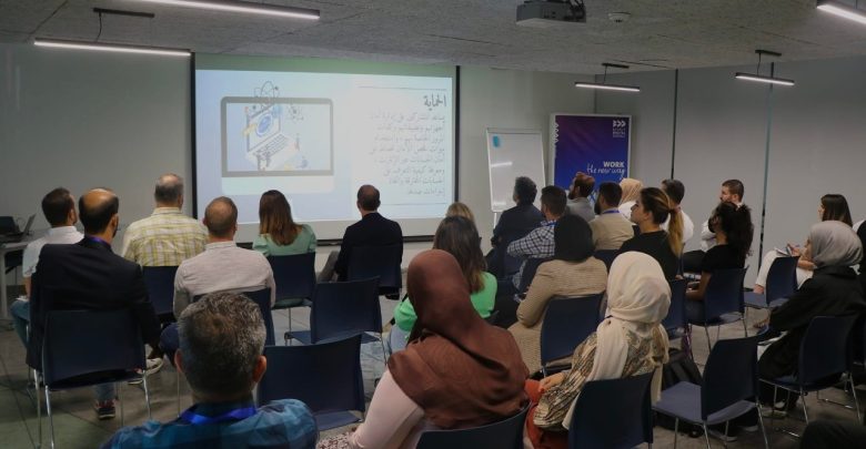 ميتا تطلق برنامجها التجريبي "عالمي الرقمي للبالغين" في لبنان