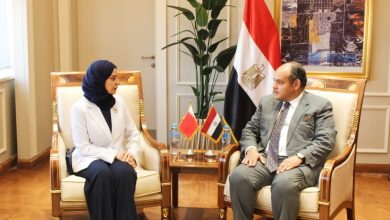 وزير التجارة والصناعة يستقبل سفيرة مملكة البحرين بالقاهرة لتعزيز التعاون بين البلدين