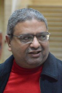 الكاتب محمد شمروخ