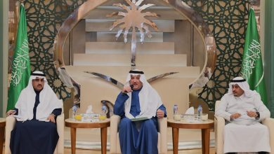 سفير المملكة العربية السعودية يستقبل وفدا من الطلاب الدارسين بمصر