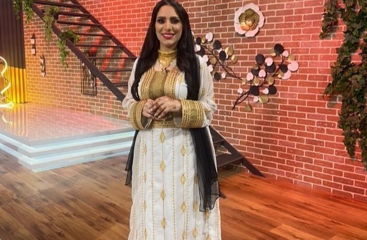 الإعلامية الإماراتية زينب المطروشي