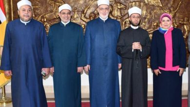الدكتورة عائشة بدوي تحصل على زمالة كلية الدفاع الوطني