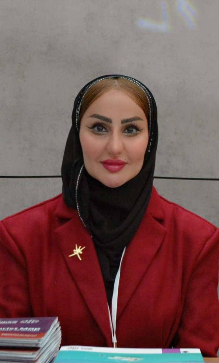 نسيم البلوشية مشرفة فعاليات ومعارض الكتاب بدائرة مجلة الدراسات العُمانية بوزارة التراث والسياحة